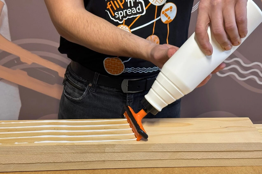 Glue Gun Nozzles Improve the Quality of Your Finish 2 FLIPLP92