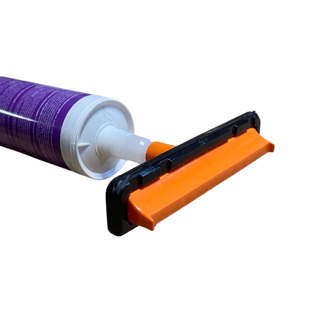 Adhesive Spreader for a Consistent Application 2 PR0410 Foil bag Cartridge pack 2